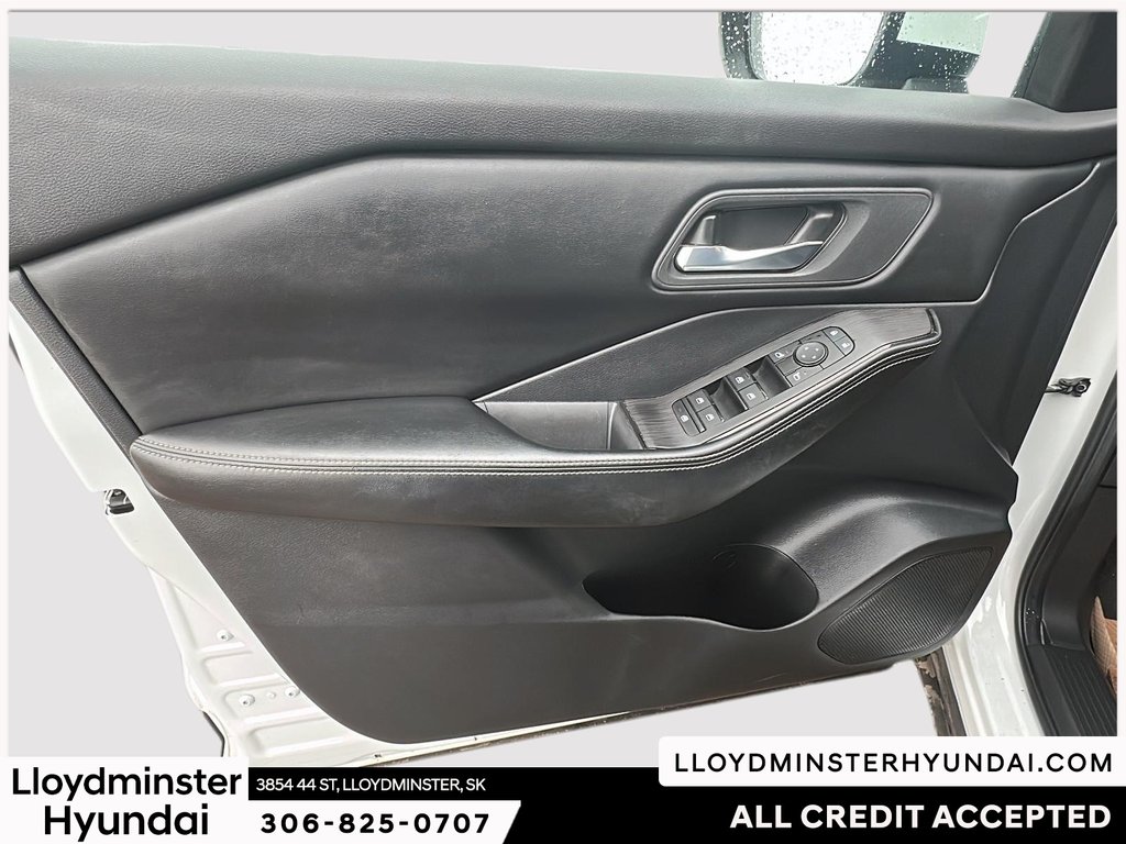 2024 Nissan Rogue SV in Lloydminster, Saskatchewan - 13 - w1024h768px