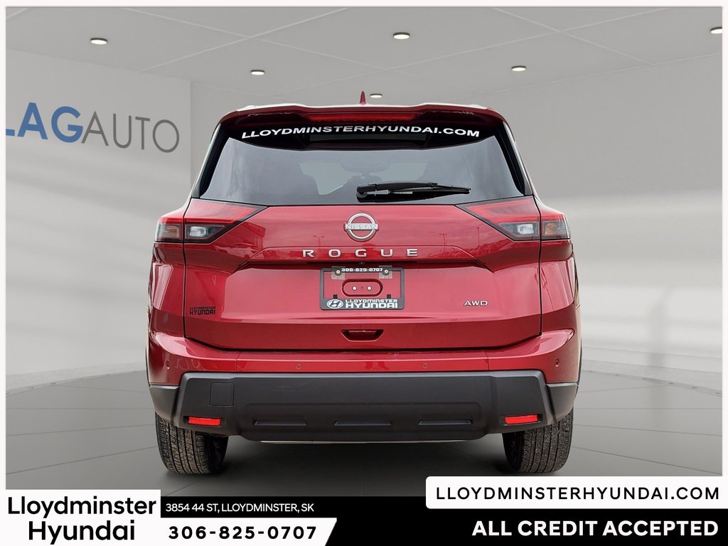 2025 Nissan Rogue SV in Lloydminster, Saskatchewan - 6 - w1024h768px