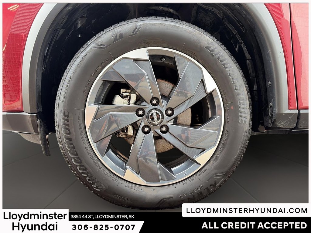 2025 Nissan Rogue SV in Lloydminster, Saskatchewan - 10 - w1024h768px