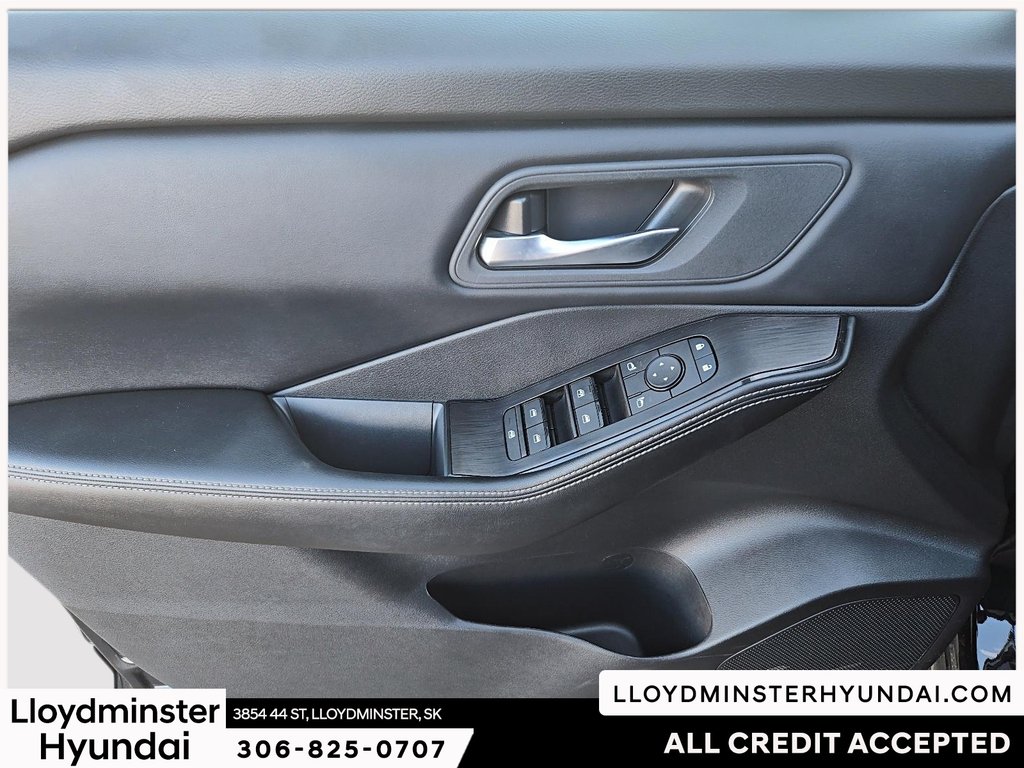 2025 Nissan Rogue SV in Lloydminster, Saskatchewan - 15 - w1024h768px
