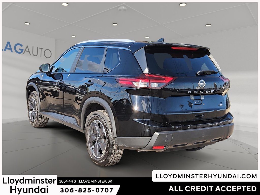 2025 Nissan Rogue SV in Lloydminster, Saskatchewan - 7 - w1024h768px