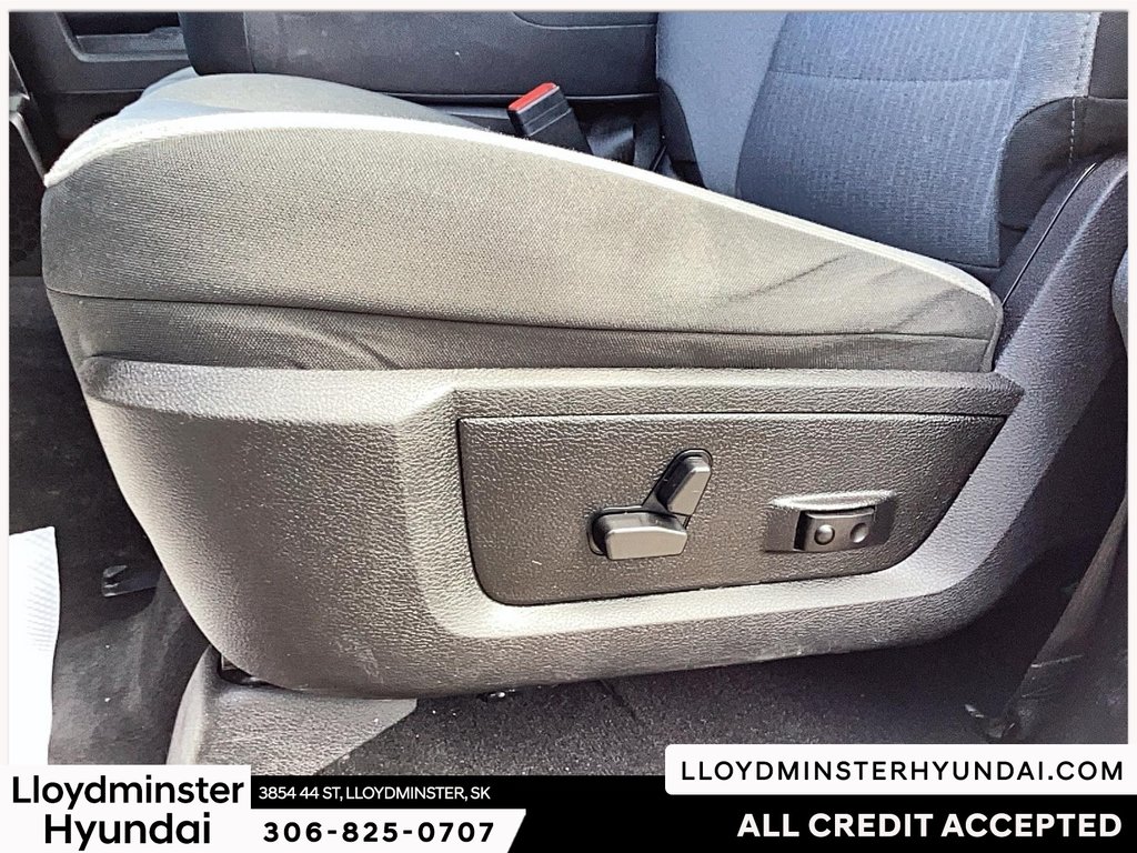2022 Ram 1500 Classic SLT in Lloydminster, Saskatchewan - 16 - w1024h768px