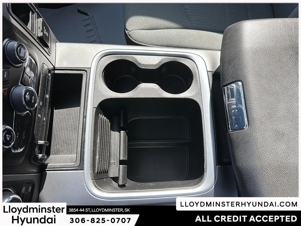 2022 Ram 1500 Classic Express in Lloydminster, Saskatchewan - 12 - w1024h768px