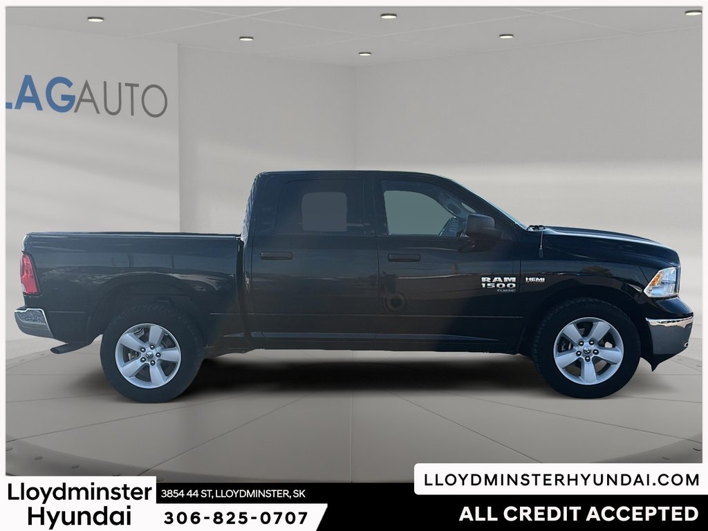 2023 Ram 1500 Classic SLT in Lloydminster, Saskatchewan - 4 - w1024h768px