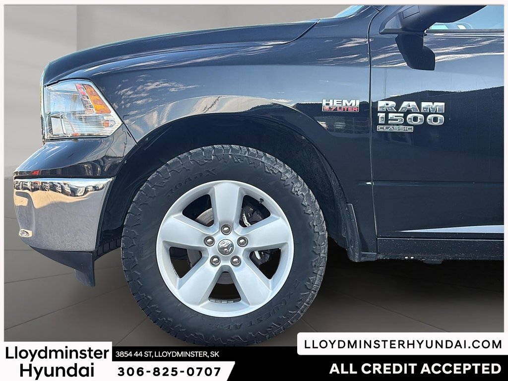 2023 Ram 1500 Classic SLT in Lloydminster, Saskatchewan - 10 - w1024h768px