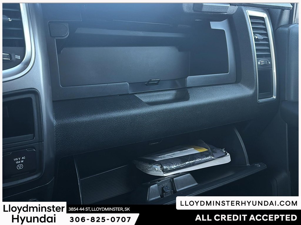 2023 Ram 1500 Classic SLT in Lloydminster, Saskatchewan - 22 - w1024h768px