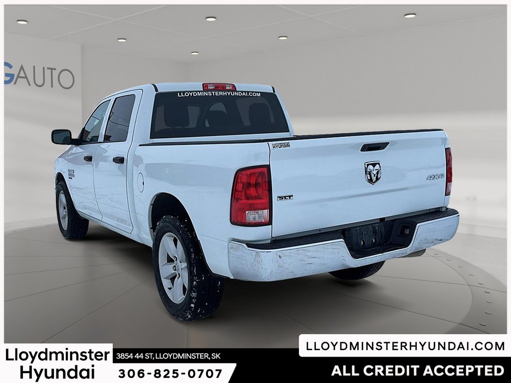 2023 Ram 1500 Classic SLT in Lloydminster, Saskatchewan - 7 - w1024h768px