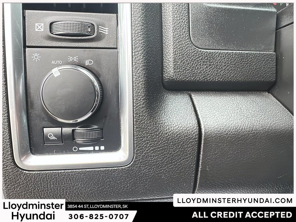 2023 Ram 1500 Classic SLT in Lloydminster, Saskatchewan - 18 - w1024h768px