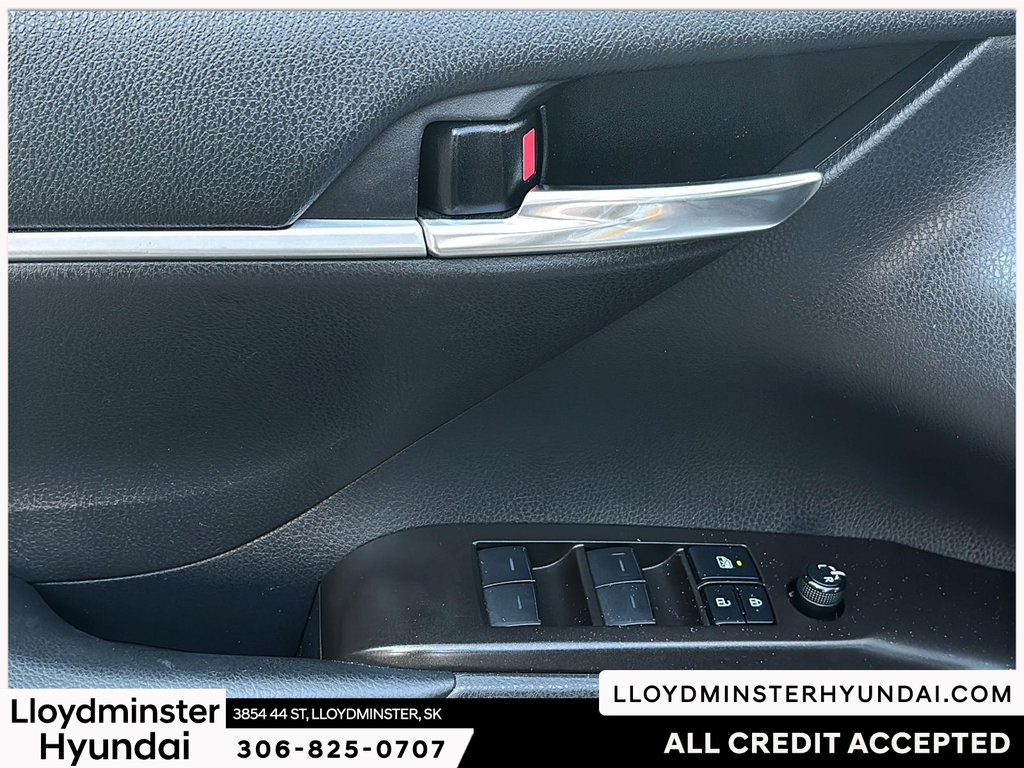 2021 Toyota Camry SE in Lloydminster, Saskatchewan - 15 - w1024h768px