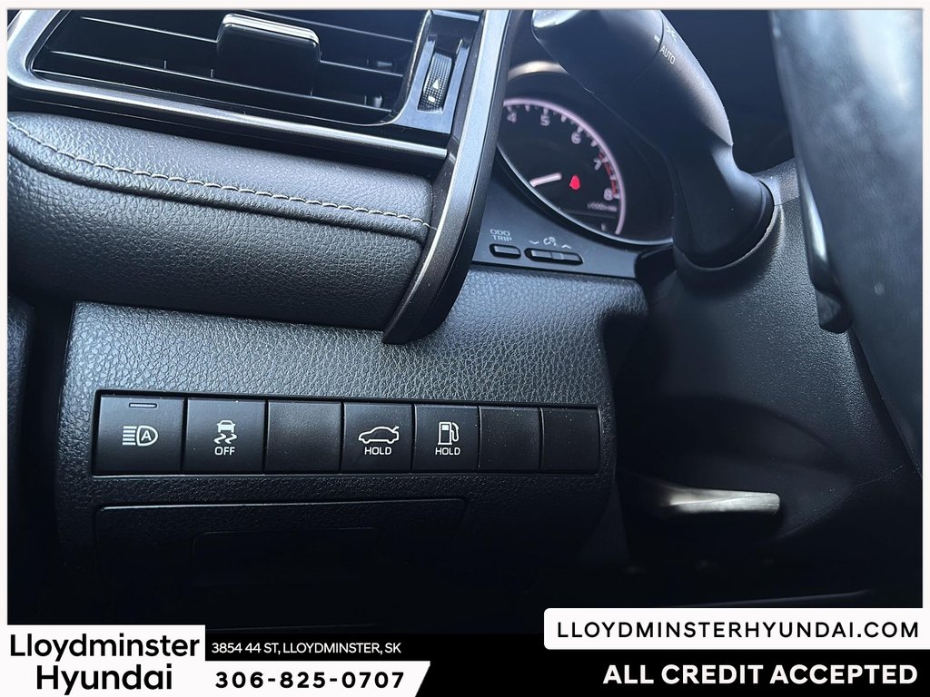 2021 Toyota Camry SE in Lloydminster, Saskatchewan - 20 - w1024h768px