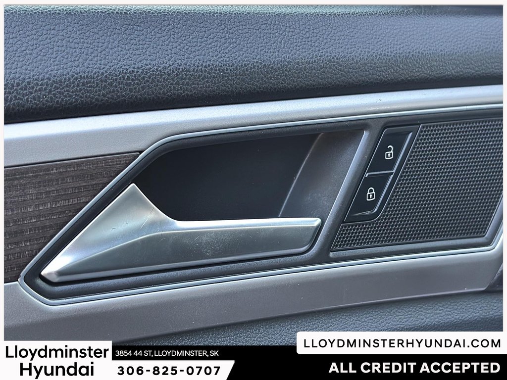 2019 Volkswagen Atlas Highline in Lloydminster, Saskatchewan - 16 - w1024h768px