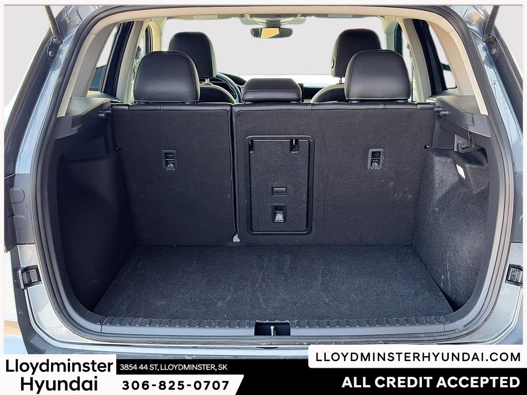 2026 Volkswagen Taos Comfortline in Lloydminster, Saskatchewan - 9 - w1024h768px