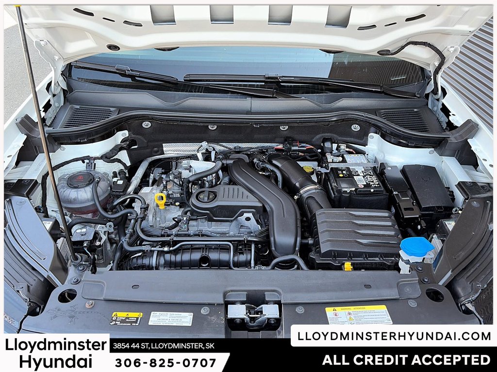 2026 Volkswagen Taos Comfortline in Lloydminster, Saskatchewan - 11 - w1024h768px