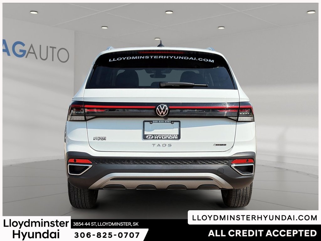 2026 Volkswagen Taos Comfortline in Lloydminster, Saskatchewan - 6 - w1024h768px