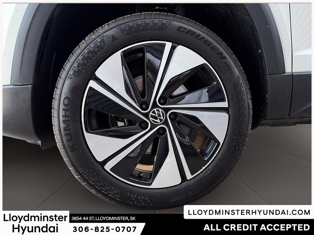 2026 Volkswagen Taos Comfortline in Lloydminster, Saskatchewan - 10 - w1024h768px