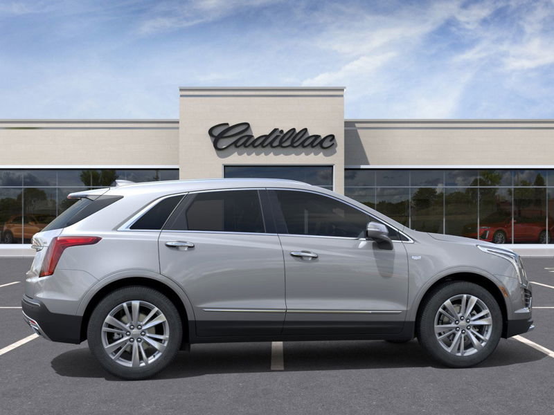 2025 CADILLAC TRUCK XT5 Premium Luxury in Montreal, Quebec - 5 - w1024h768px