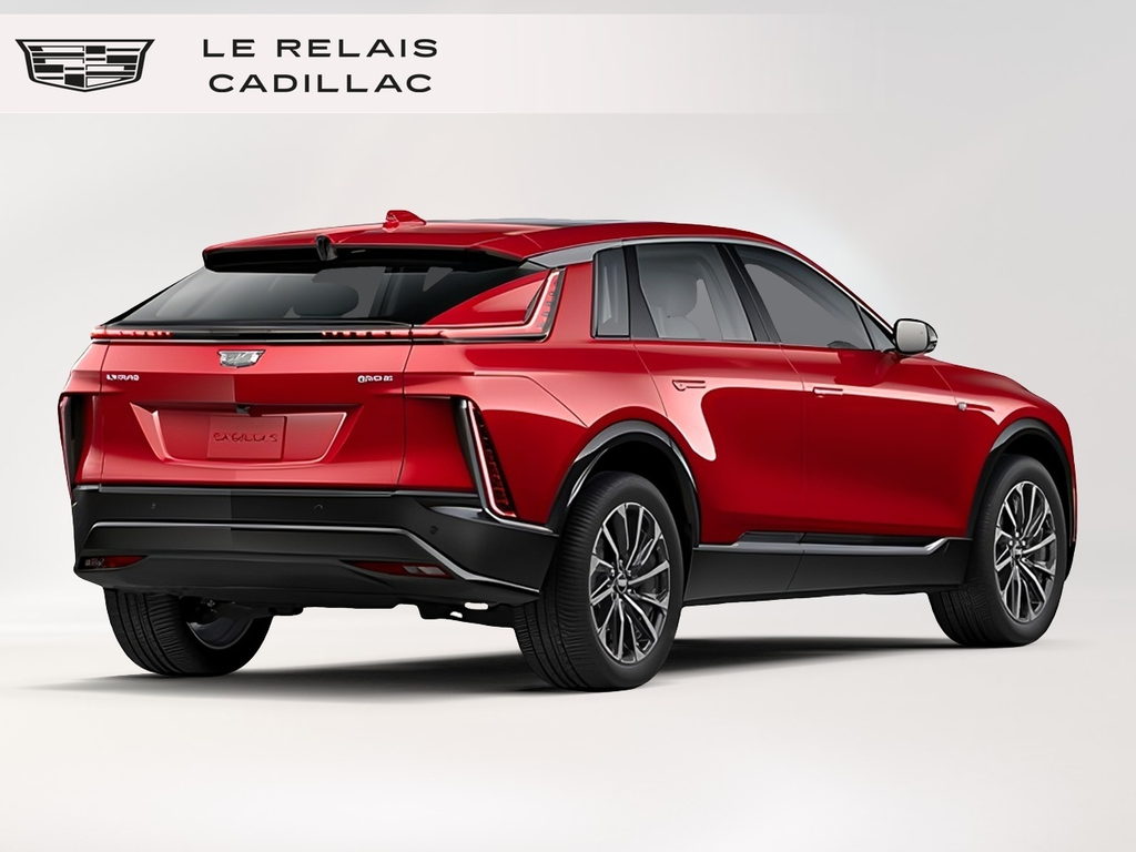 2026 Cadillac Lyriq Sport in Montreal, Quebec - 3 - w1024h768px