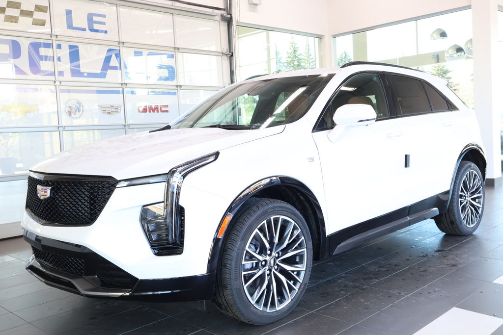 2025  XT4 Sport in Montreal, Quebec - 1 - w1024h768px