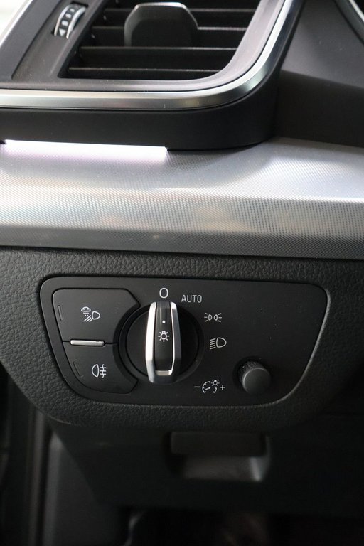 Audi Q5  2022 à Montréal, Québec - 19 - w1024h768px