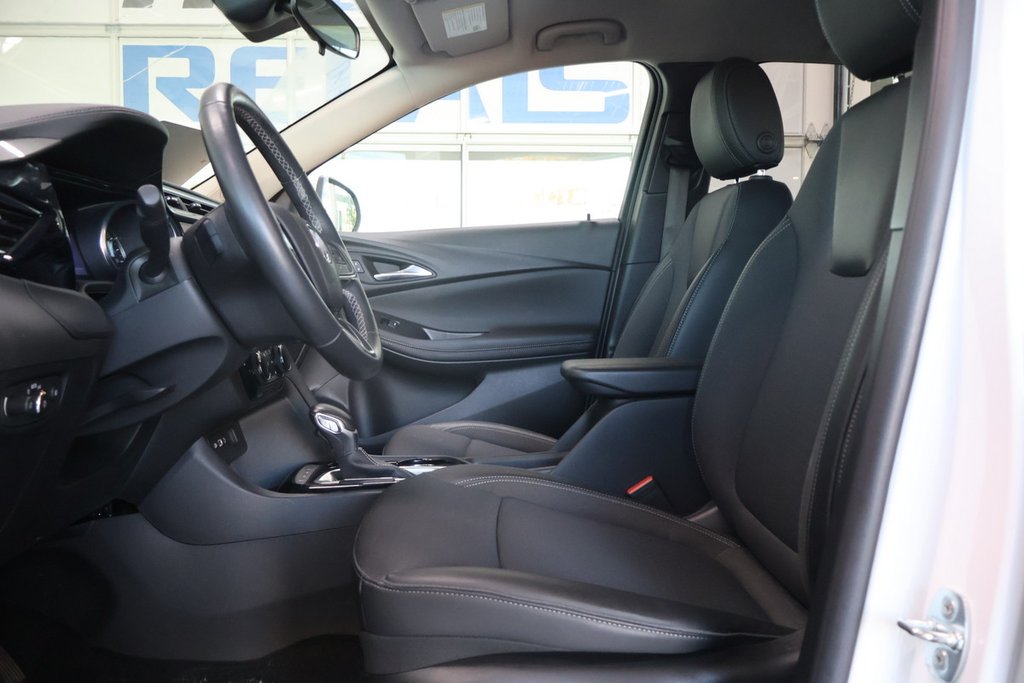 Buick Encore GX PREFERED AWD CERTIFIÉ ET INSPECTÉ 2023 à Montréal, Québec - 2 - w1024h768px