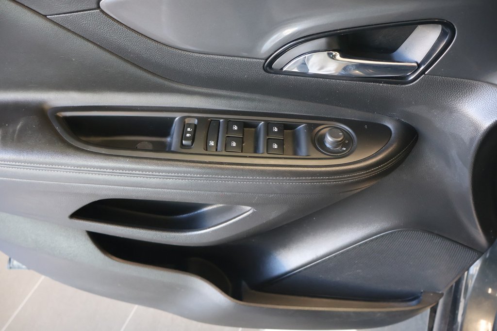 2017 Buick Encore in Montreal, Quebec - 18 - w1024h768px