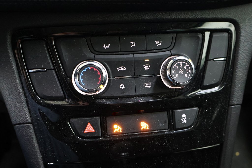 2019 Buick Encore in Montreal, Quebec - 15 - w1024h768px