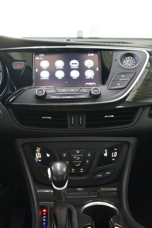 Buick ENVISION Essence AWD  2.5L CERTIFIÉ ET INSPECTÉ 2020 à Montréal, Québec - 5 - w1024h768px