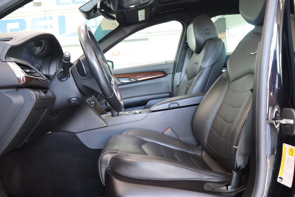 2019 Cadillac CT6 in Montreal, Quebec - 3 - w1024h768px