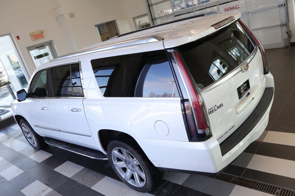 2018 Cadillac Escalade ESV in Montreal, Quebec - 23 - w1024h768px