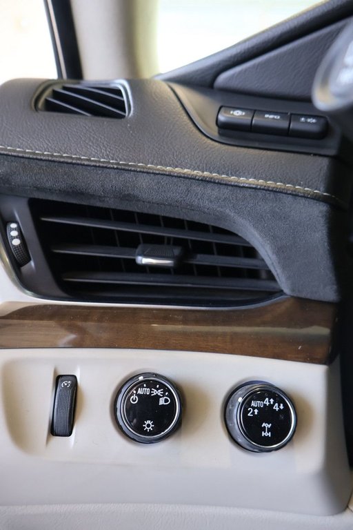 2018 Cadillac Escalade ESV in Montreal, Quebec - 19 - w1024h768px