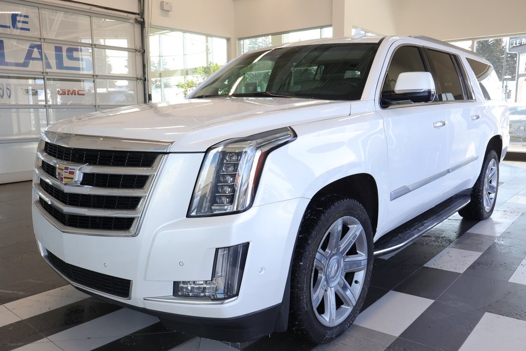 2018 Cadillac Escalade ESV in Montreal, Quebec - 1 - w1024h768px
