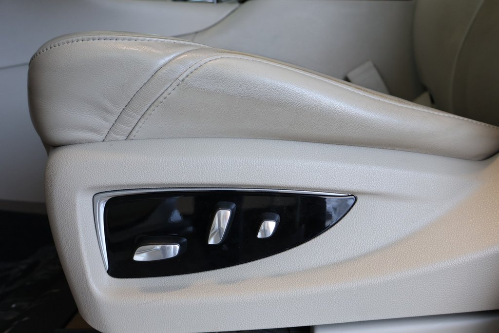 2018 Cadillac Escalade ESV in Montreal, Quebec - 7 - w1024h768px