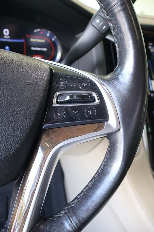 2018 Cadillac Escalade ESV in Montreal, Quebec - 12 - w1024h768px