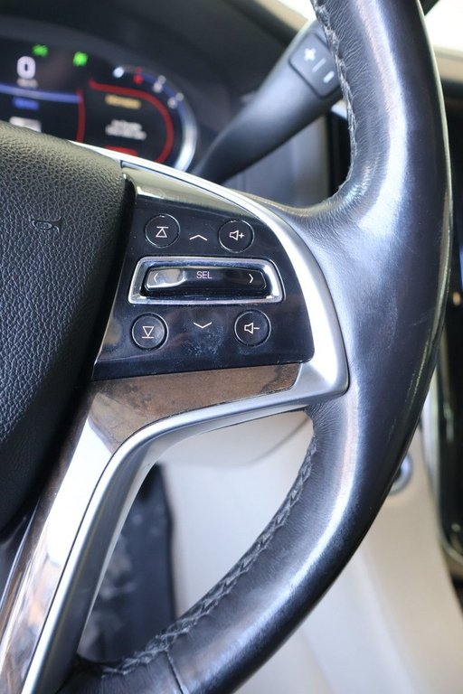 2018 Cadillac Escalade ESV in Montreal, Quebec - 14 - w1024h768px