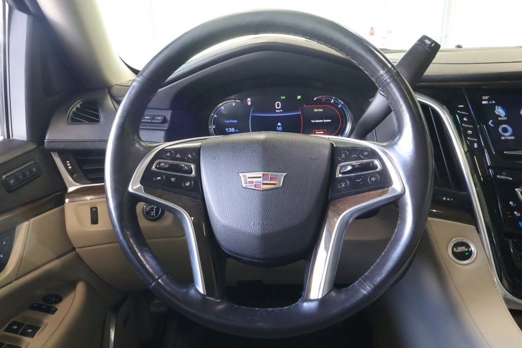 2018 Cadillac Escalade ESV in Montreal, Quebec - 10 - w1024h768px