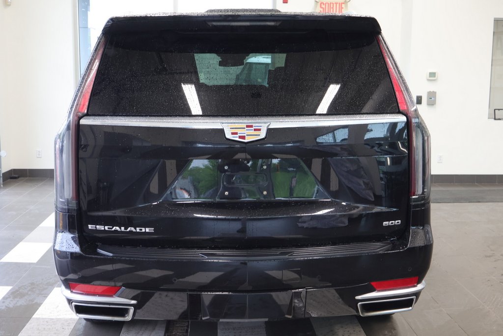2024 Cadillac Escalade ESV in Montreal, Quebec - 24 - w1024h768px
