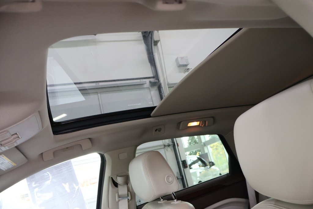 Cadillac SRX  2015 à Montréal, Québec - 6 - w1024h768px