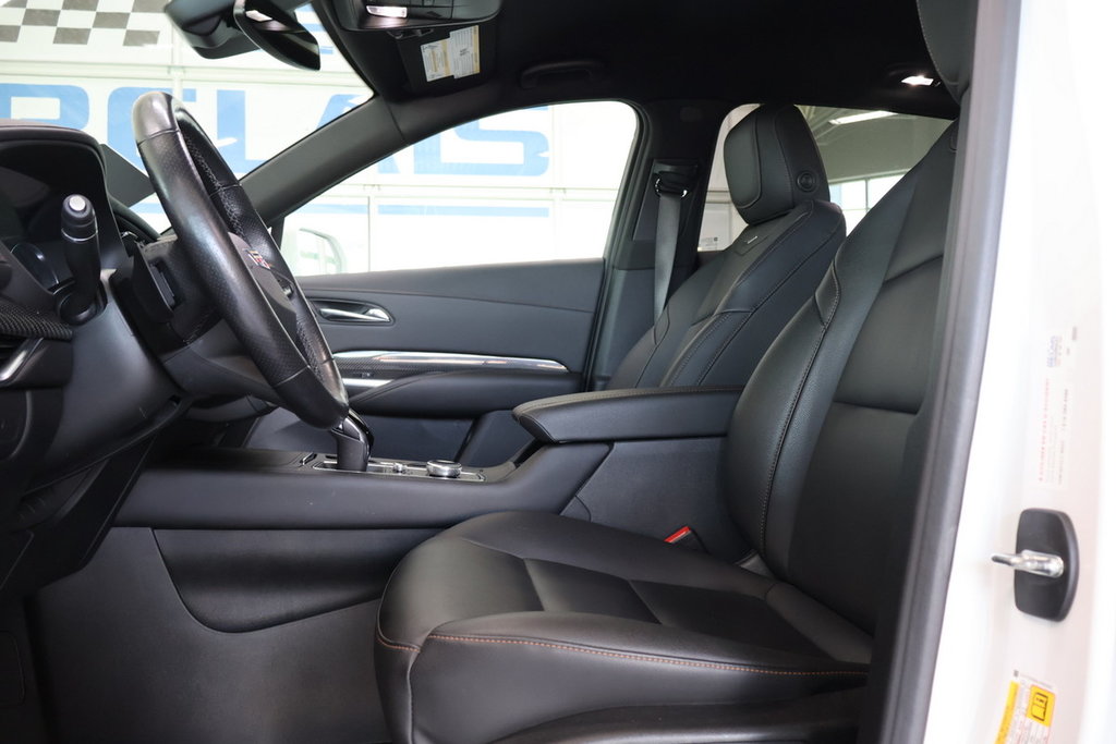 2020 Cadillac XT4 AWD Sport CERTIFIÉ in Montreal, Quebec - 2 - w1024h768px