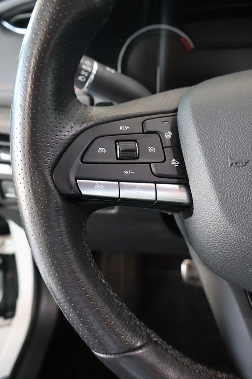 2020 Cadillac XT4 AWD Sport CERTIFIÉ in Montreal, Quebec - 11 - w1024h768px