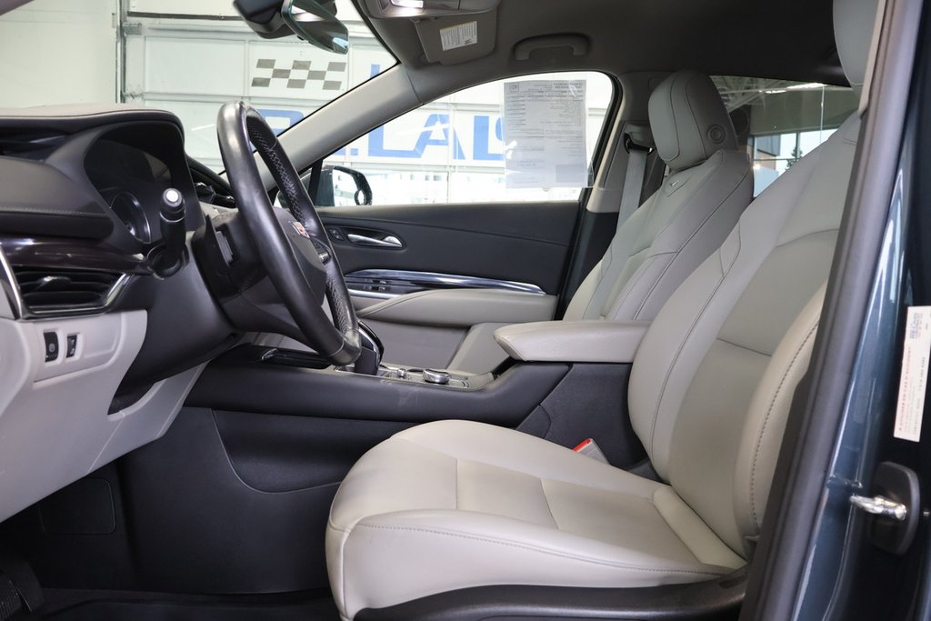 Cadillac XT4  2020 à Montréal, Québec - 2 - w1024h768px
