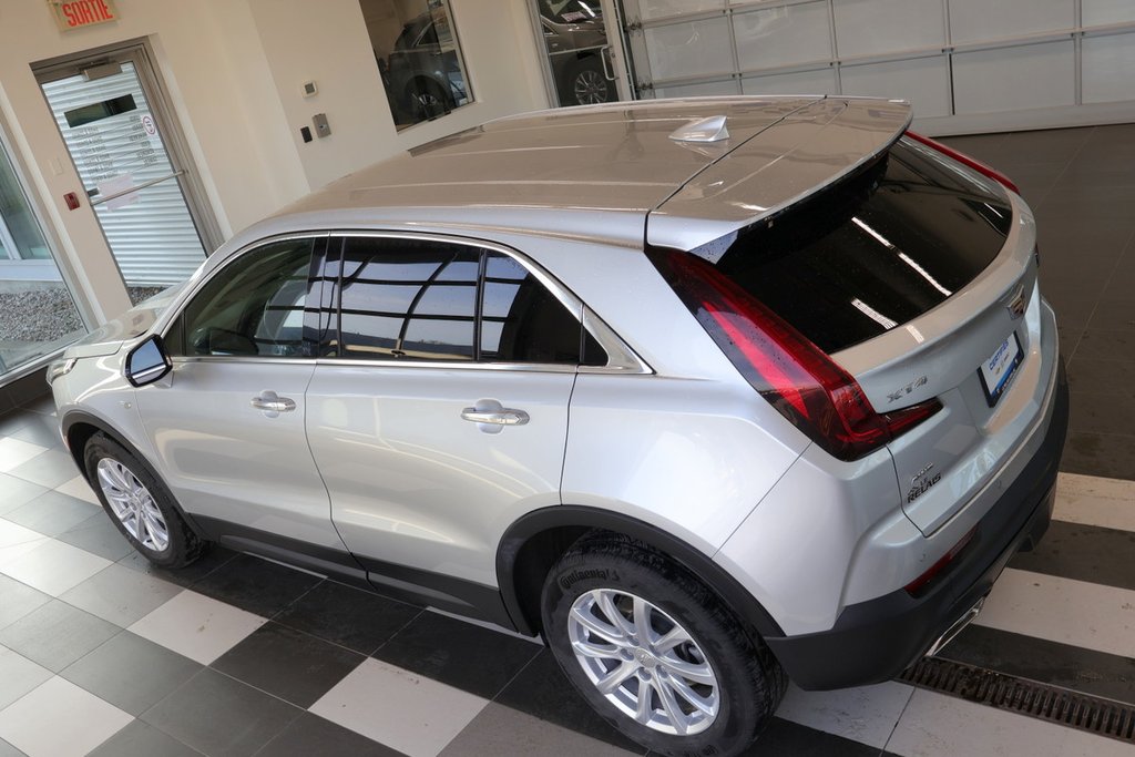 2022 Cadillac XT4 AWD Luxury in Montreal, Quebec - 22 - w1024h768px