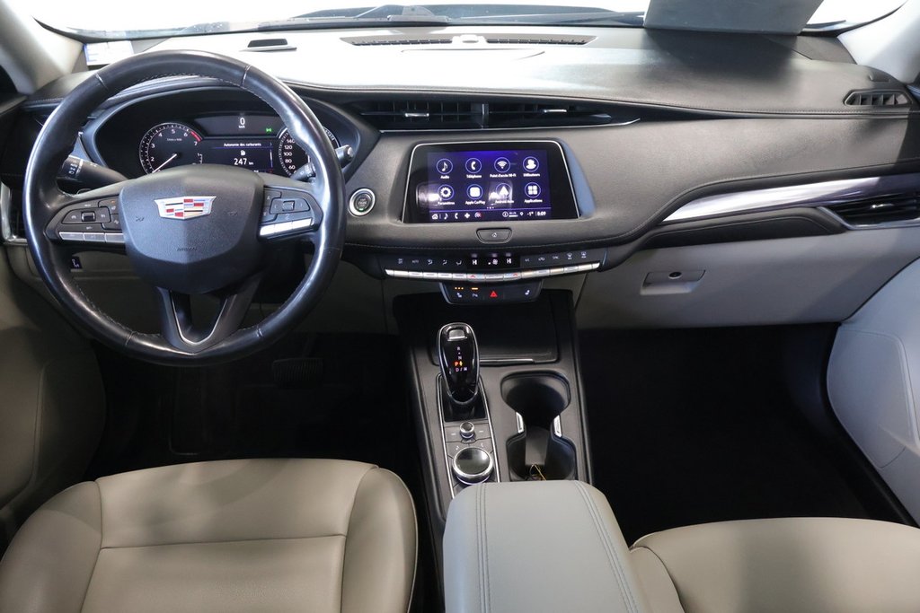 2022 Cadillac XT4 AWD Luxury in Montreal, Quebec - 3 - w1024h768px