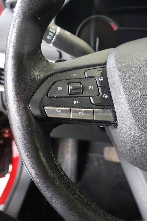 2022 Cadillac XT4 in Montreal, Quebec - 11 - w1024h768px