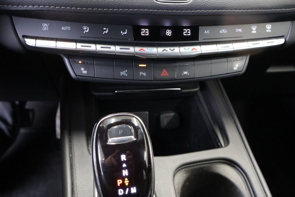 2022 Cadillac XT4 in Montreal, Quebec - 17 - w1024h768px