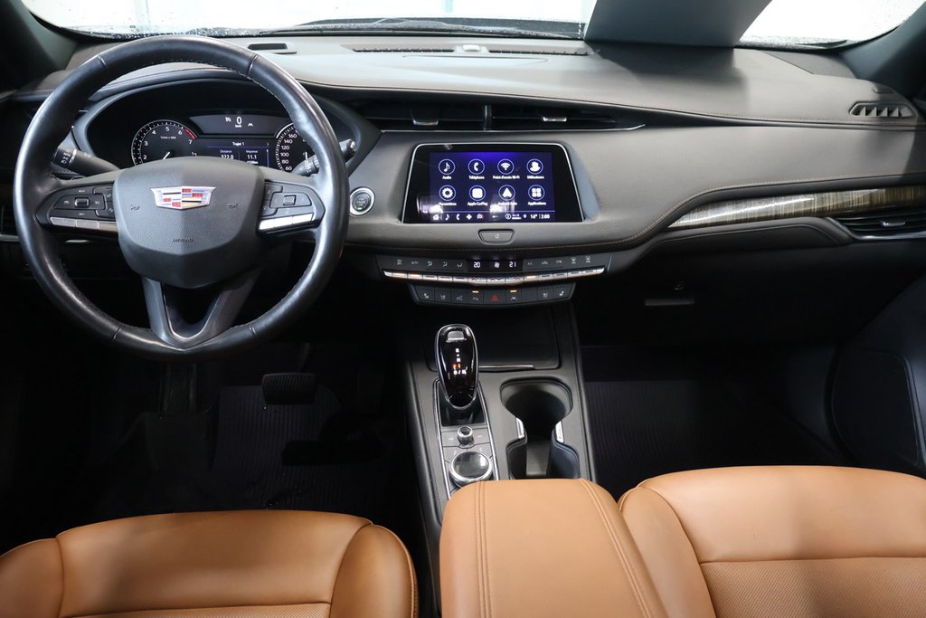 2022 Cadillac XT4 in Montreal, Quebec - 3 - w1024h768px
