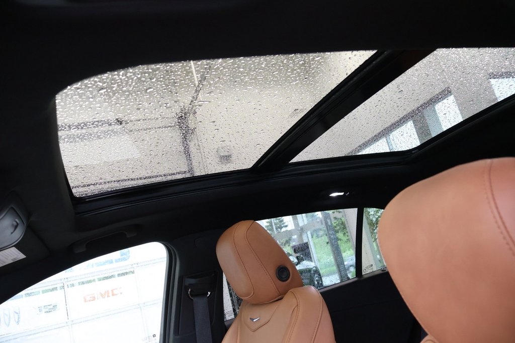 2022 Cadillac XT4 in Montreal, Quebec - 6 - w1024h768px