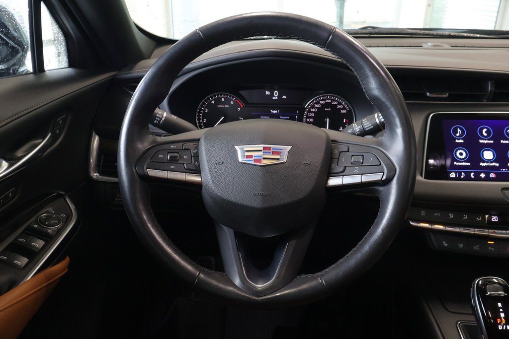 2022 Cadillac XT4 in Montreal, Quebec - 11 - w1024h768px