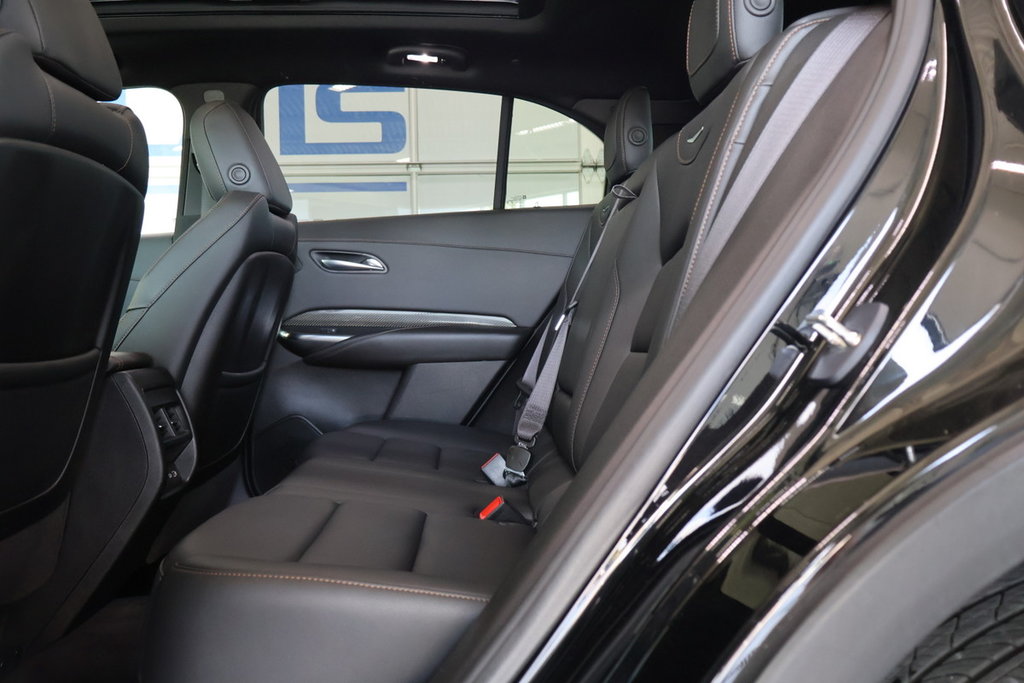 2023 Cadillac XT4 in Montreal, Quebec - 21 - w1024h768px