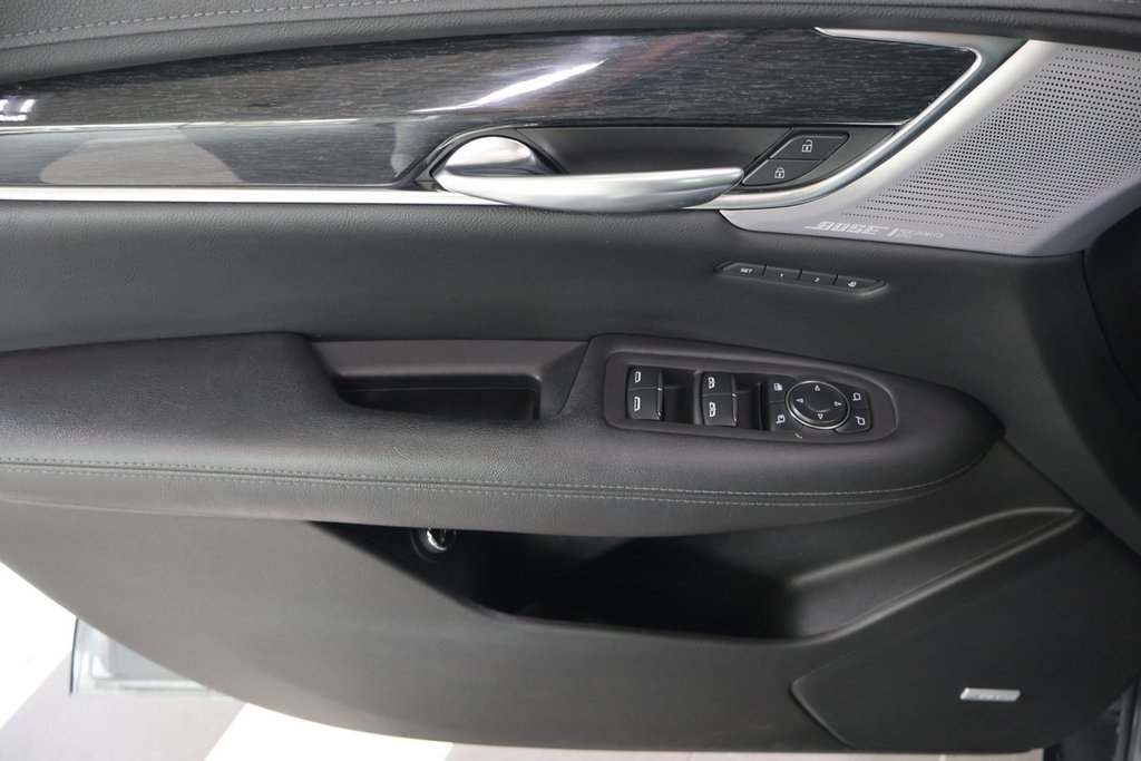 2022 Cadillac XT5 in Montreal, Quebec - 20 - w1024h768px