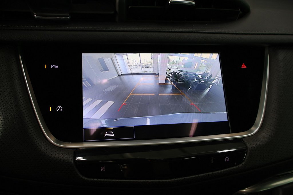 2022 Cadillac XT5 in Montreal, Quebec - 15 - w1024h768px